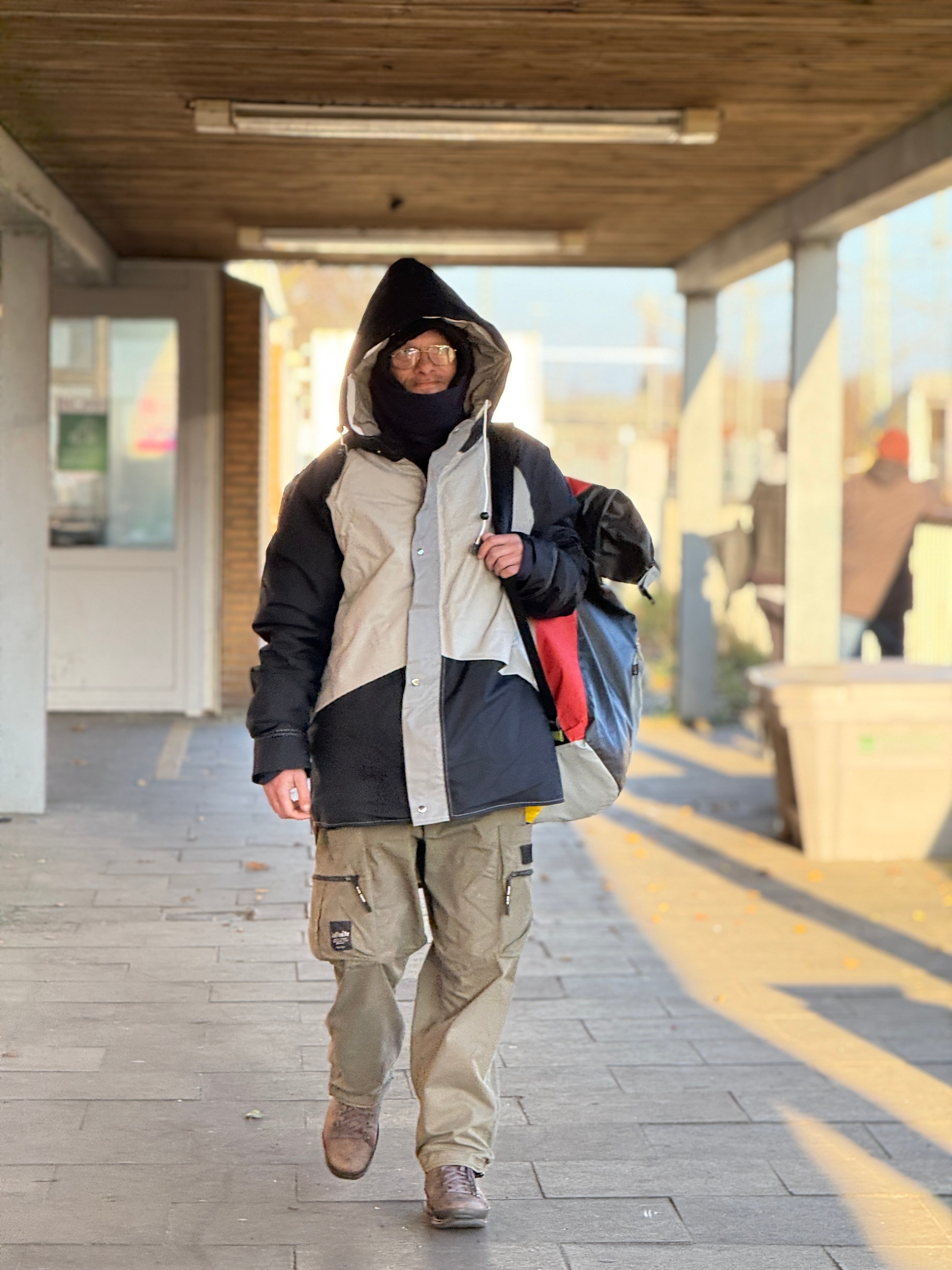 20251215_100800278_iOS