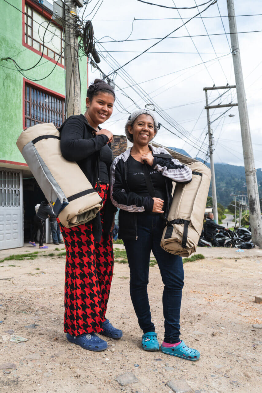 SheltersuitMaersk&ShelterbagBogota©TonyMaersk&ShelterbagDočekal-25-854x1280