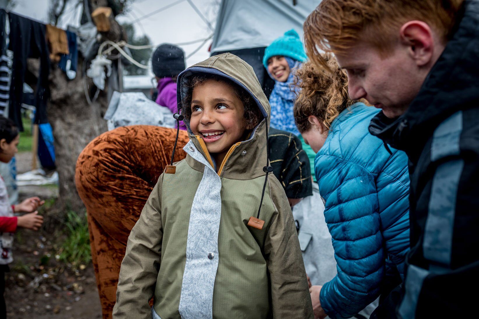 Uitdelen Sheltersuits op Lesbos